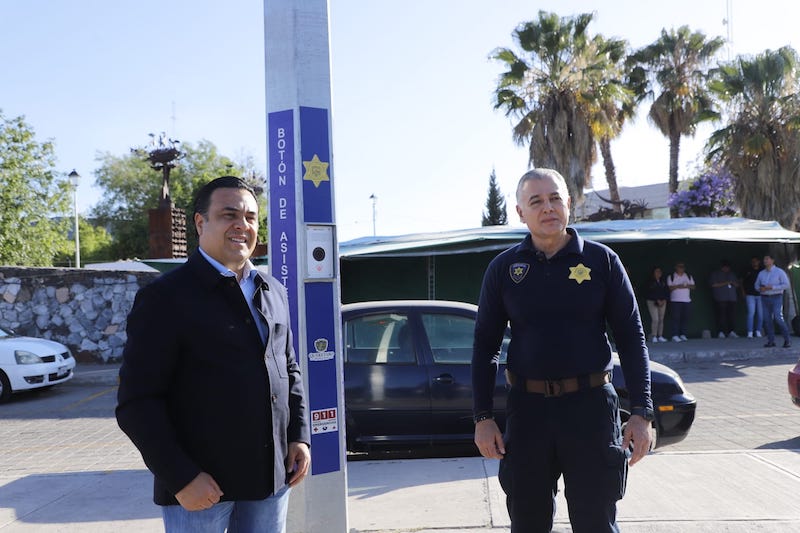 Supervisan funcionamiento de botones de asistencia ciudadana en Querétaro.