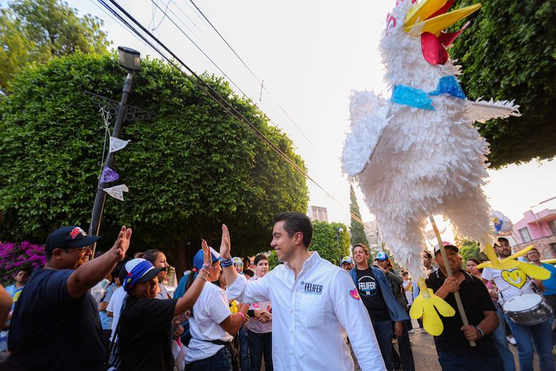 Propone Felifer Macías programa para embellecer barrios tradicionales de Querétaro