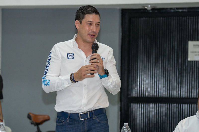 Se compromete Rodrigo Monsalvo a iniciar con el saneamiento del Río Querétaro