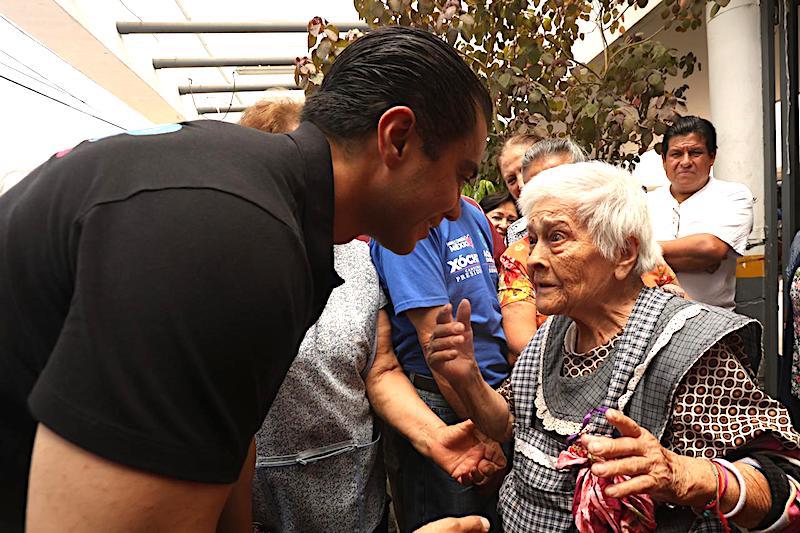 Felifer Macías propone construir dos nuevas Casas del Adulto Mayor en la capital queretana