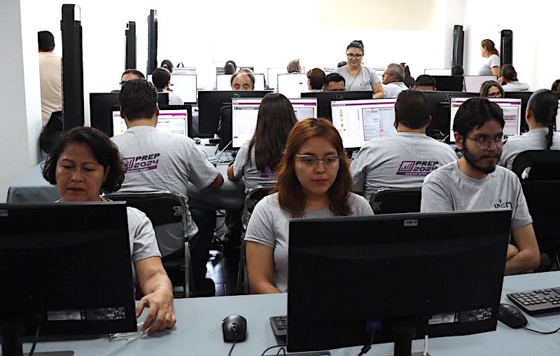 IEEQ realiza tercer simulacro del PREP antes de la Jornada Electoral