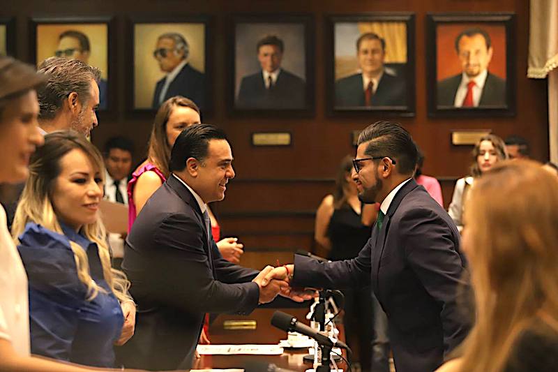 Reconoce Luis Nava labor jurídica de los Abogados Litigantes de Querétaro.