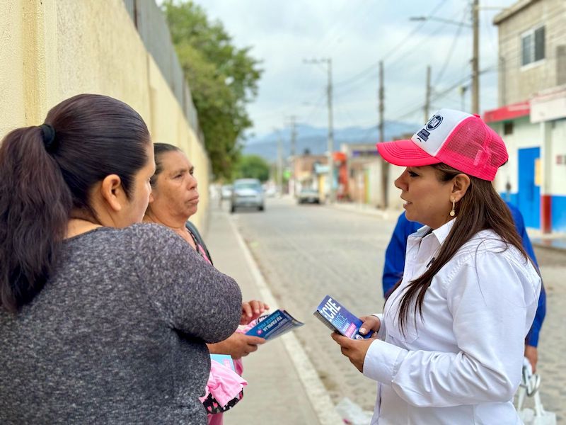 Reconoce Meche Ponce trabajo de mujeres escobedenses.