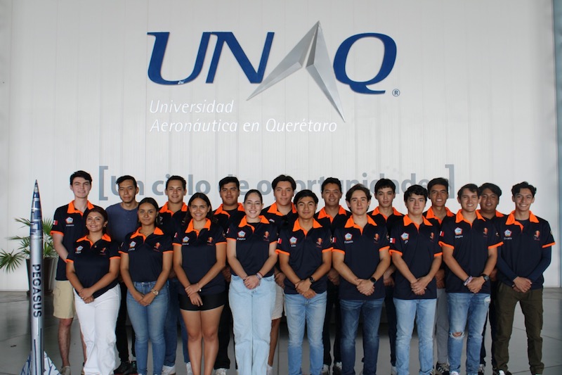 Estudiantes queretanos listos para competir en cohetería experimental Spaceport America Cup