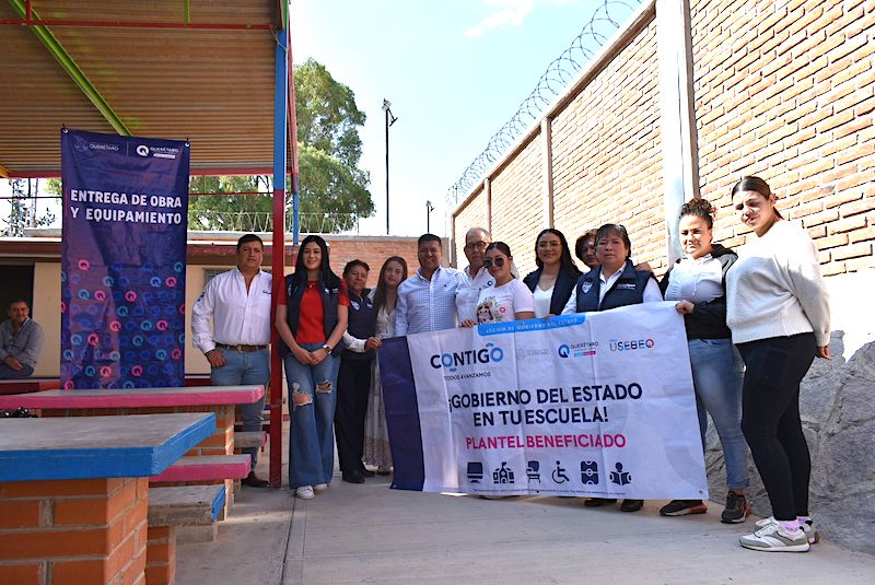 Entrega Jairo Morales nueva barda perimetral en preescolar de Huimilpan