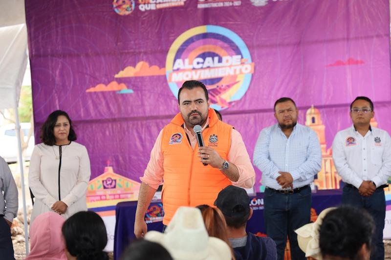 Gaspar Trueba acerca el programa “Alcalde en Movimiento” a la comunidad de Los Quiotes