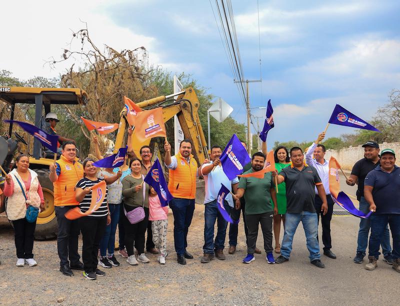 Inicia Gaspar Trueba obras de mejora en el acceso principal a La Esperanza