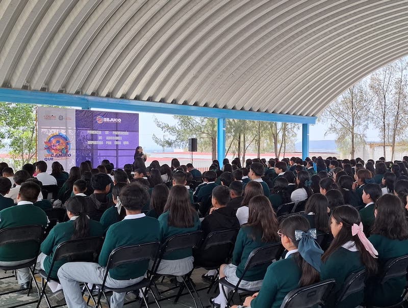 Promueven la prevención de adicciones entre jóvenes de Ajuchitlán, Colón