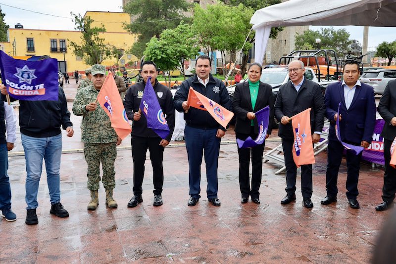 Gaspar Trueba entrega patrullas y ambulancias para fortalecer la seguridad en Colón