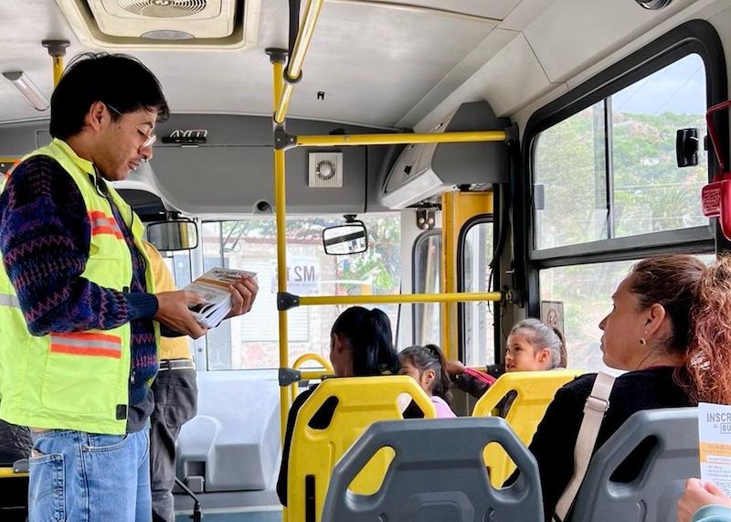 Instala Semov módulo e inicia jornadas informativas en Santa Rosa Jáuregui para inscripciones al Transporte Comunitario