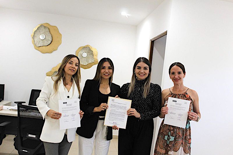 Municipio de Querétaro y Banco Santander impulsan cursos de formación gratuita para mujeres