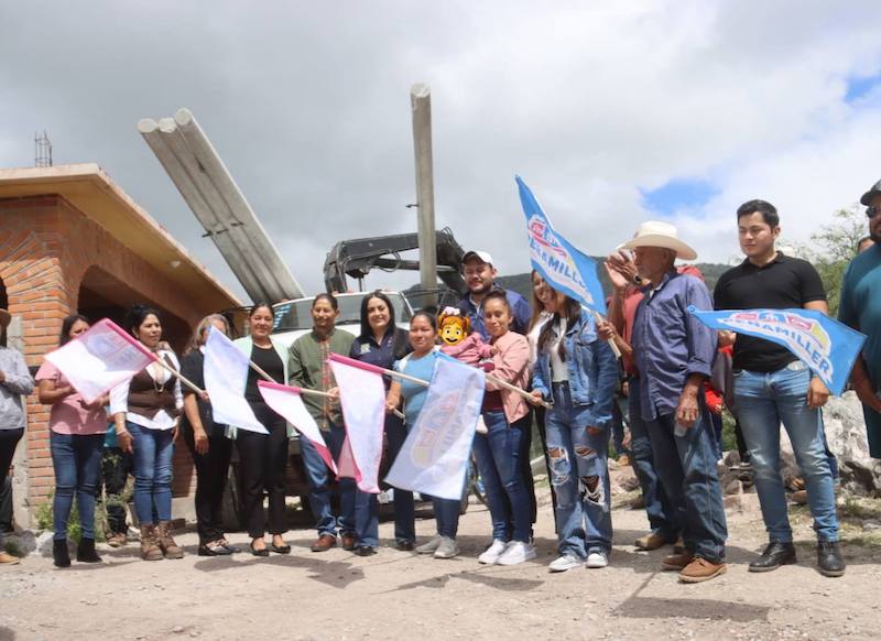 Ana Karen Jiménez pone en marcha obras de electrificación en la delegación de Agua Fría