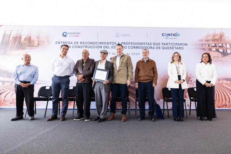 Estadio Corregidora cumple 40 años; Mauricio Kuri reconoce a sus constructores