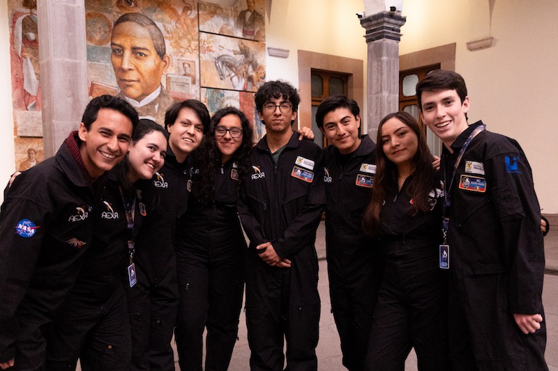 SEJUVE invita a jóvenes queretanos a vivir la experiencia de ser astronautas por una semana