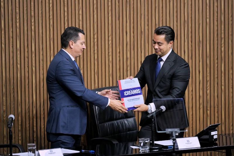 Felifer Macías destaca política social en su Primer Informe de Gobierno