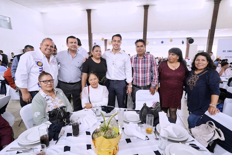 Felifer Macías reconoce la labor de trabajadores municipales en el 52 aniversario de su sindicato
