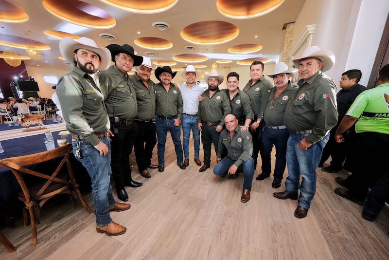 Felifer Macías reconoce labor de los ganaderos queretanos en el Día del Ganadero