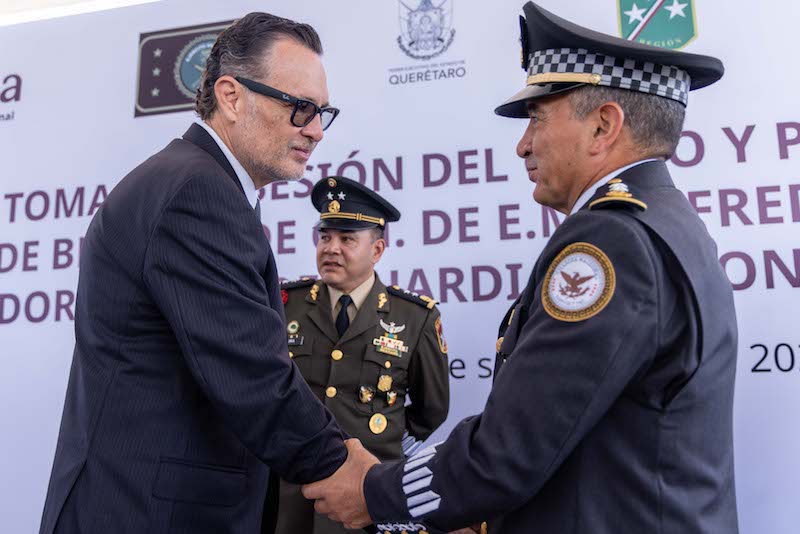 Mauricio Kuri atestigua toma de protesta del nuevo comandante de la Guardia Nacional en Querétaro