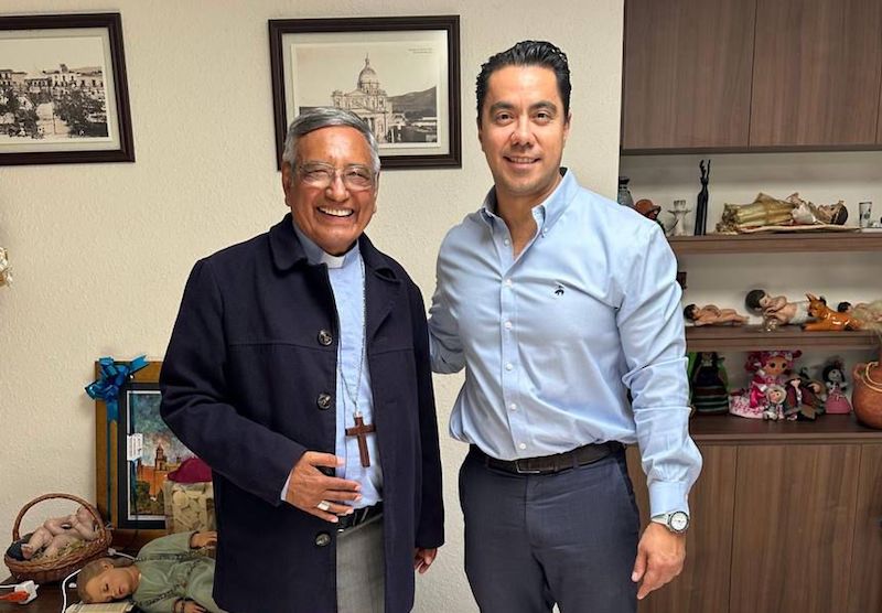 Felifer Macías se reúne con el Obispo de Querétaro para fortalecer trabajo conjunto por las familias