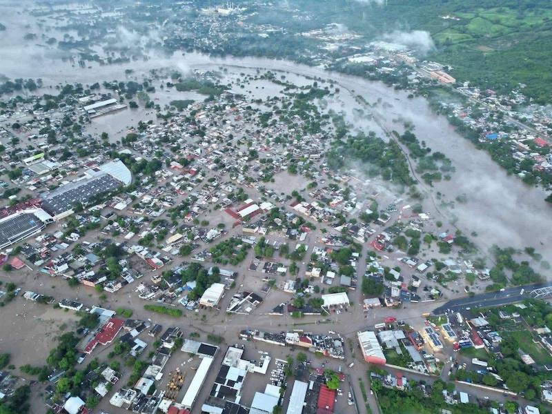 Lluvias dejan al menos 30 muertos y miles de damnificados en las zonas huastecas de Veracruz, Hidalgo, Puebla, Querétaro