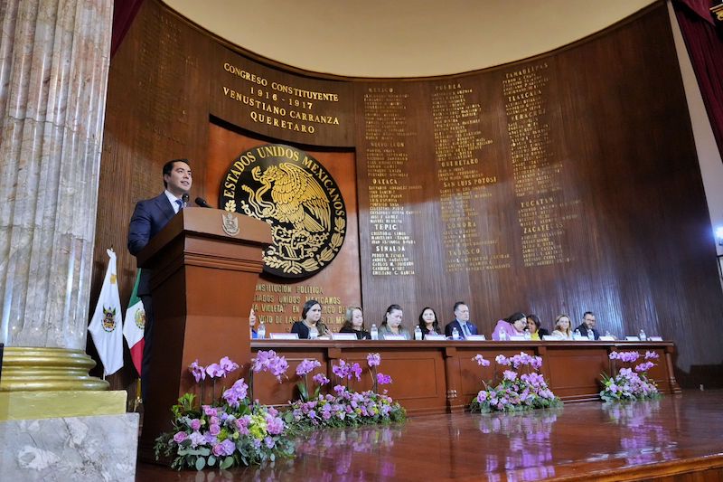 Querétaro, pionero en políticas públicas para el empoderamiento de las mujeres: Felifer Macías