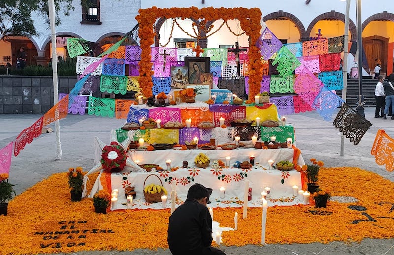 Amealco celebra el Día de Muertos con saldo blanco