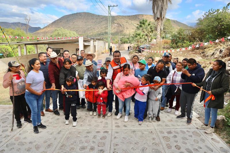 Apertura Gaspar Trueba calle urbanizada en El Poleo, Colón