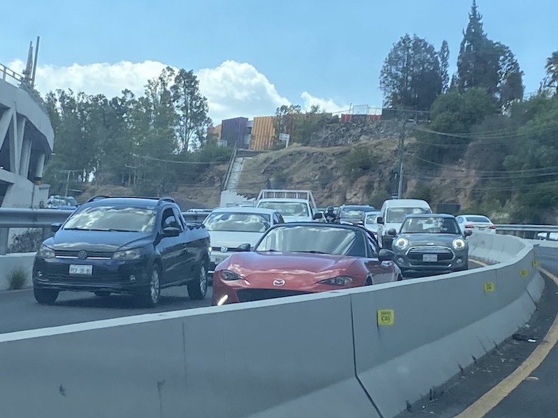 Diputado propone que víctimas de robo de vehículo no paguen corralón ni arrastre en Querétaro