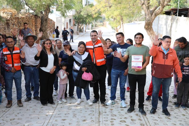 Entrega Gaspar Trueba una obra más de urbanización en Nogales, Colón