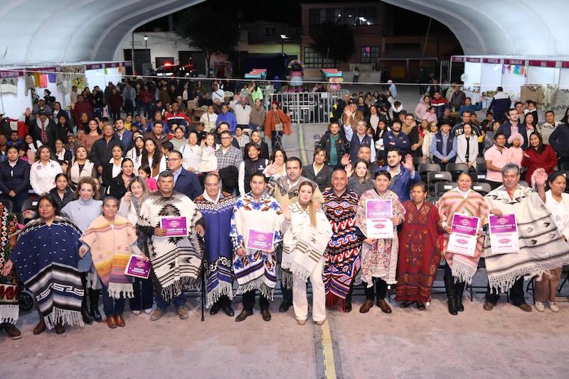 Inaugura Alcalde Gaspar Trueba el Festival del Sarape Colón 2025 y entrega premios del Concurso Nacional del Sarape