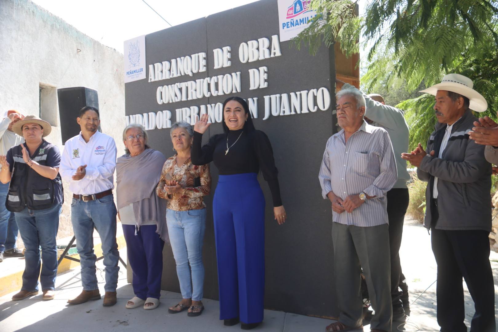 Inicia la construcción de andador urbano en San Juanico, Peñamiller