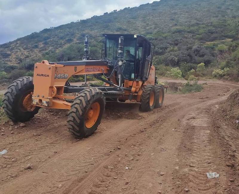 Inicia rehabilitación del camino El Encino–Agua Fría en Peñamiller