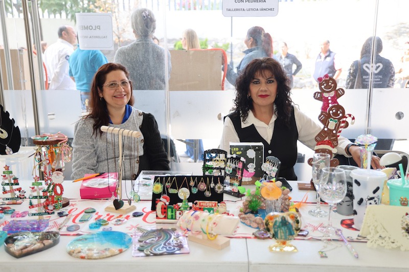 Realizan la Expo Venta 2025 en la Casa de la Mujer; impulsan autoempleo y bienestar para mujeres queretanas