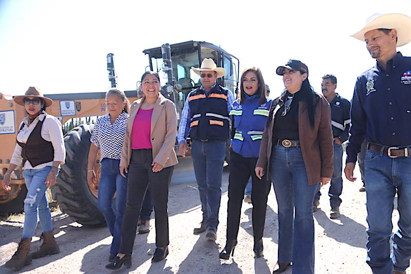 Rehabilitan camino Boquillas–Molinitos en Peñamiller tras afectaciones por lluvias