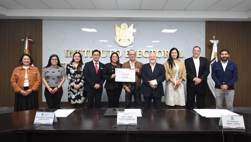 IEEQ entrega más de 18 millones de pesos al CONCYTEQ para impulsar ciencia y tecnología