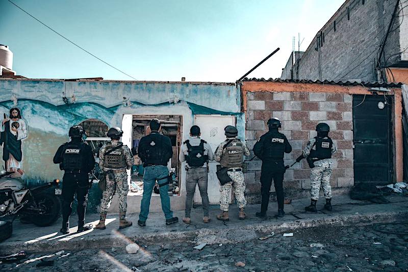 Tres detenidos tras cateos por delitos contra la salud en la capital de Querétaro