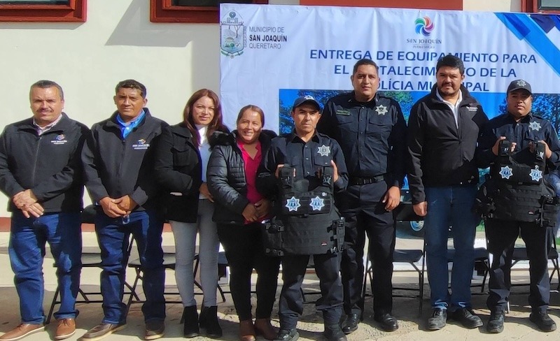Entregan unidades y equipo policial para reforzar la seguridad en San Joaquín