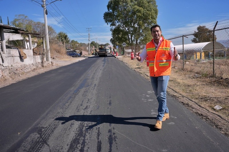 Plantea Felifer Macías mejoramiento de vialidades de Santa Rosa Jáuregui