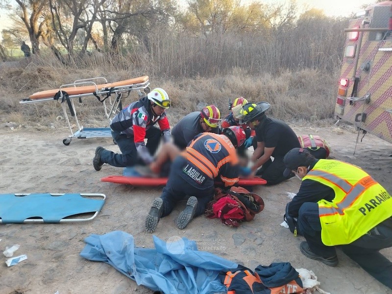 Cinco personas lesionadas tras choque entre tren y transporte de personal en Colón