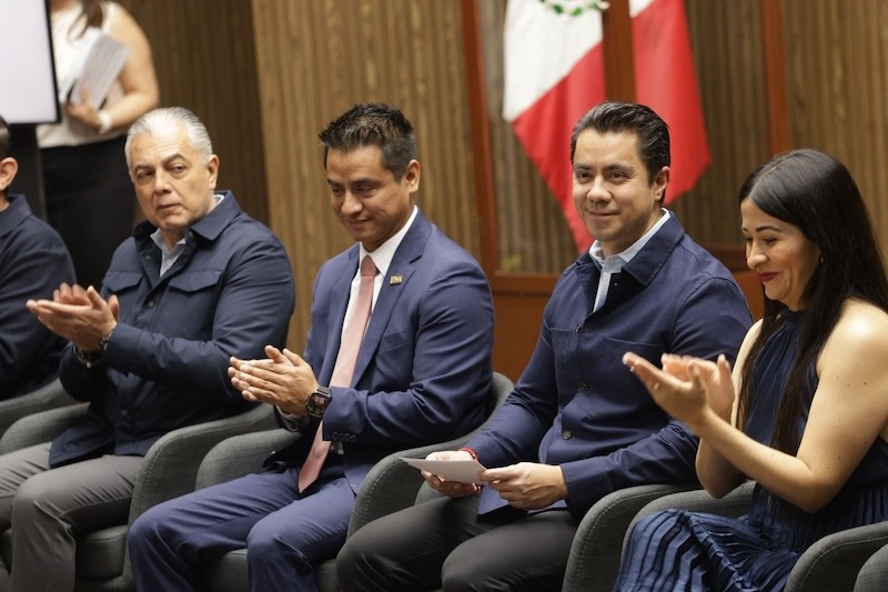 Encabeza Felifer Macías conversatorio para reforzar la seguridad y blindar la paz en Querétaro