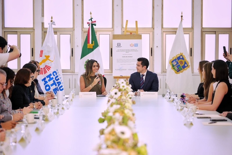 Felifer Macías y Alessandra Rojo de la Vega firman Acuerdo de Amistad entre Querétaro y Cuauhtémoc