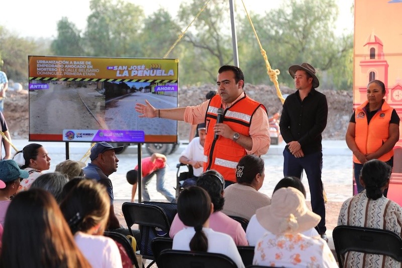 Gaspar Trueba entrega primera etapa del mejoramiento urbano en calle Belisario Domínguez, en La Peñuela
