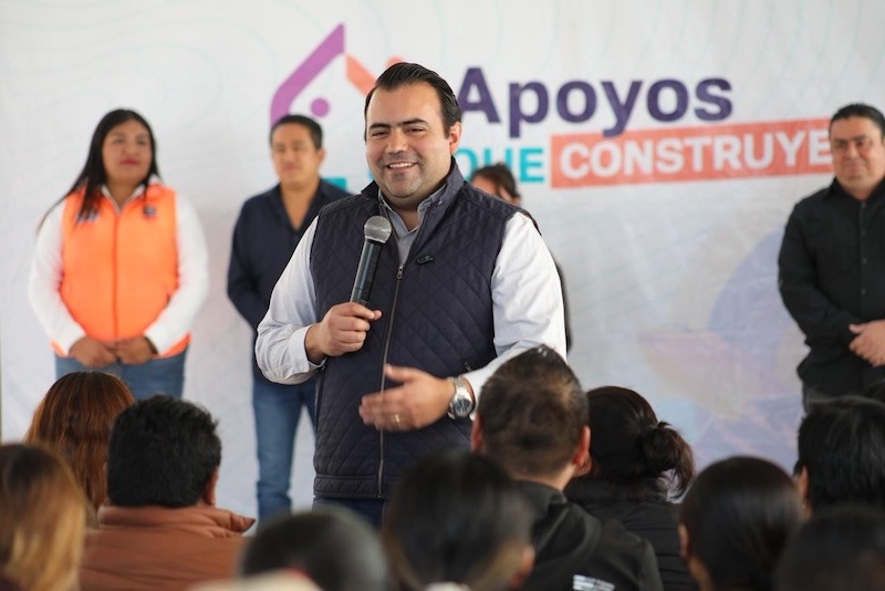 Entregan apoyos a 122 familias de Colón para mejorar vivienda y calidad de vida