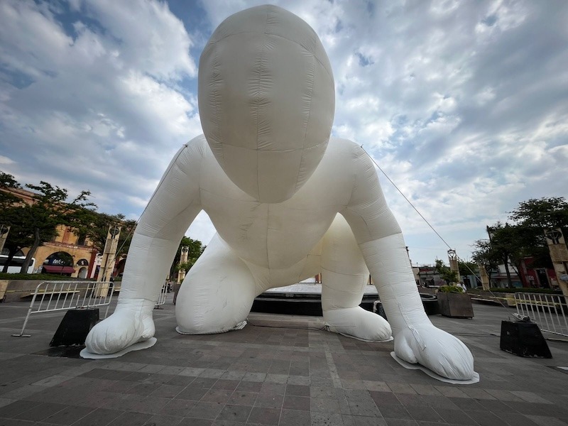 Gigantes luminosos toman Querétaro con la llegada de “HUMANOIDES”