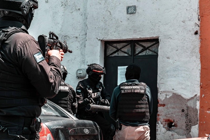 Cateos en Querétaro capital dejan cuatro detenidos y aseguramiento de narcóticos