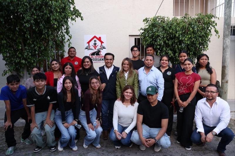 Luis Nava asiste a inauguración de la Casa del Estudiante Arroyosequense en la Capital queretana