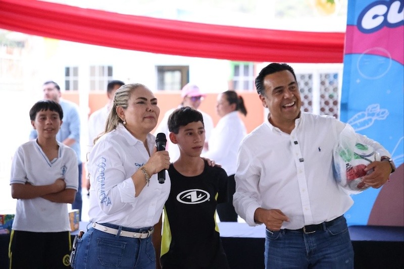 Luis Nava celebra el Día del Niño con familias de La Barreta
