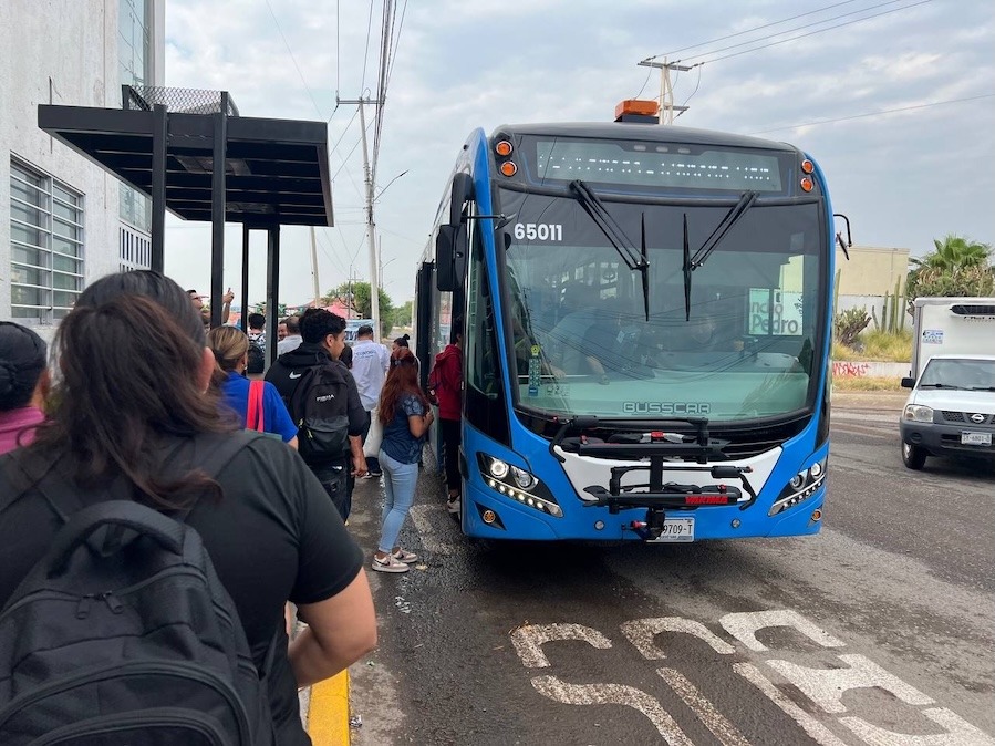 Más de 17 mil usuarios de Qrobus ya viajan en unidades con aire acondicionado