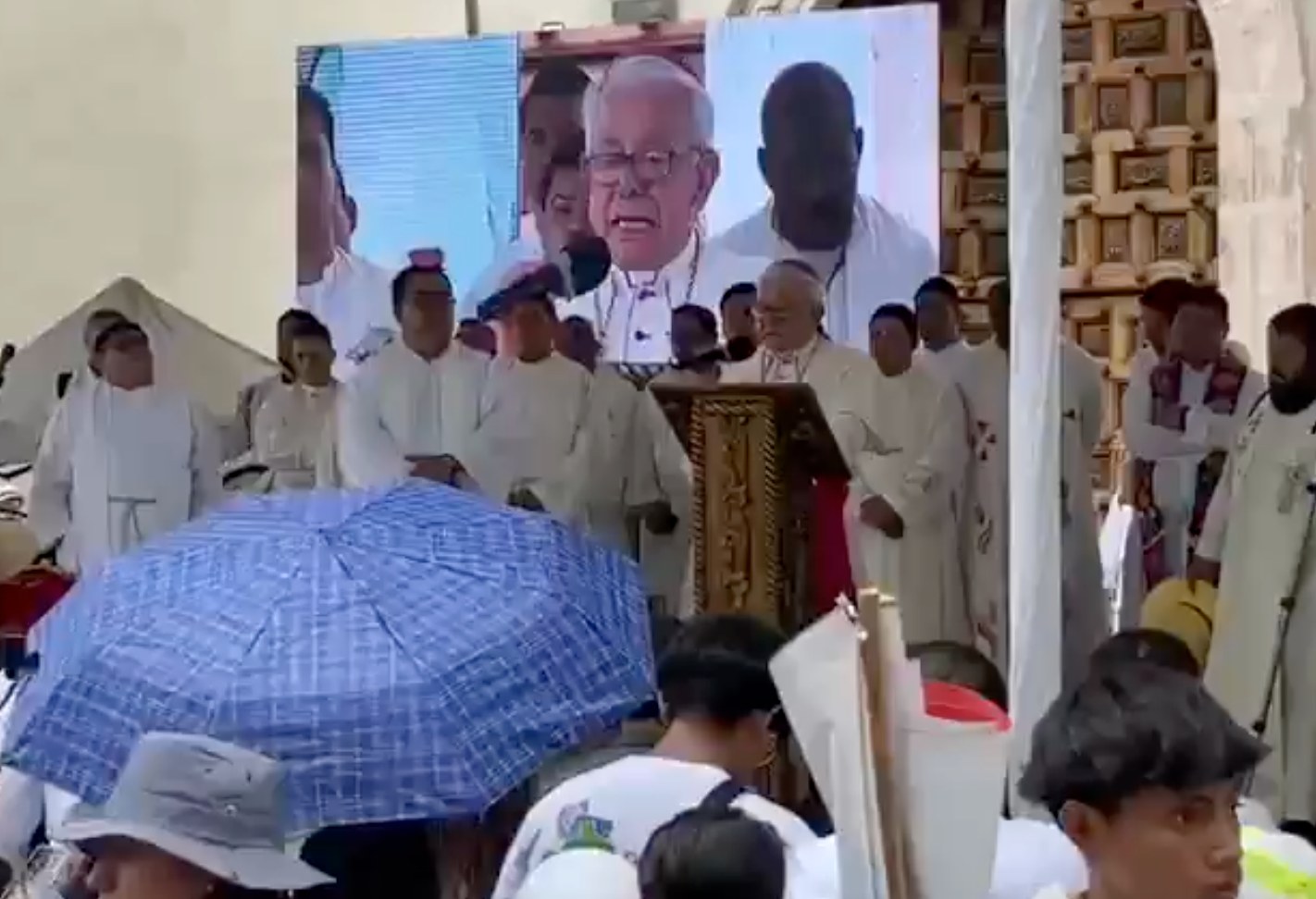 Obispo de Morelos denuncia cobro de piso a familias