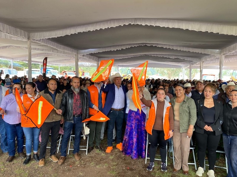 Óscar Pérez encabeza arranque masivo de 282 obras en Amealco con inversión histórica de más de 140 mdp